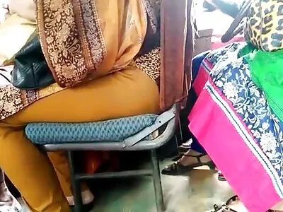 রক্ষণাবেক্ষণ মানুষ সরস মাই সঙ্গে দেশী হট সেক্স ভিডিও সোফা তরুণ স্বর্ণকেশী উপর প্রসারিত